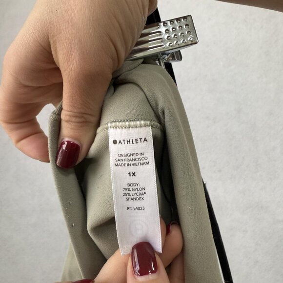 Athleta Pants Womens 1X Green Salutation Stash Pocket II Cinch 7/8 Leggings - Picture 3 of 13